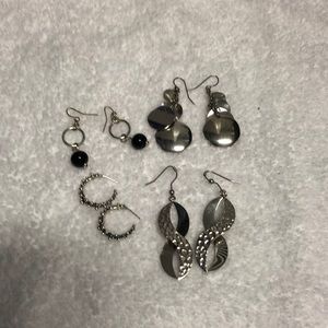 Lot of earrings